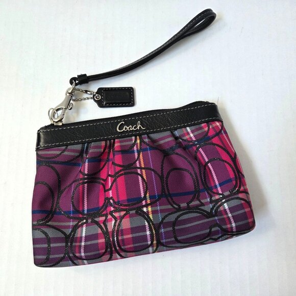 Coach Wallet Pink Purple Signature C Tartan Plaid Pleated Wristlet Preppy - Picture 1 of 10